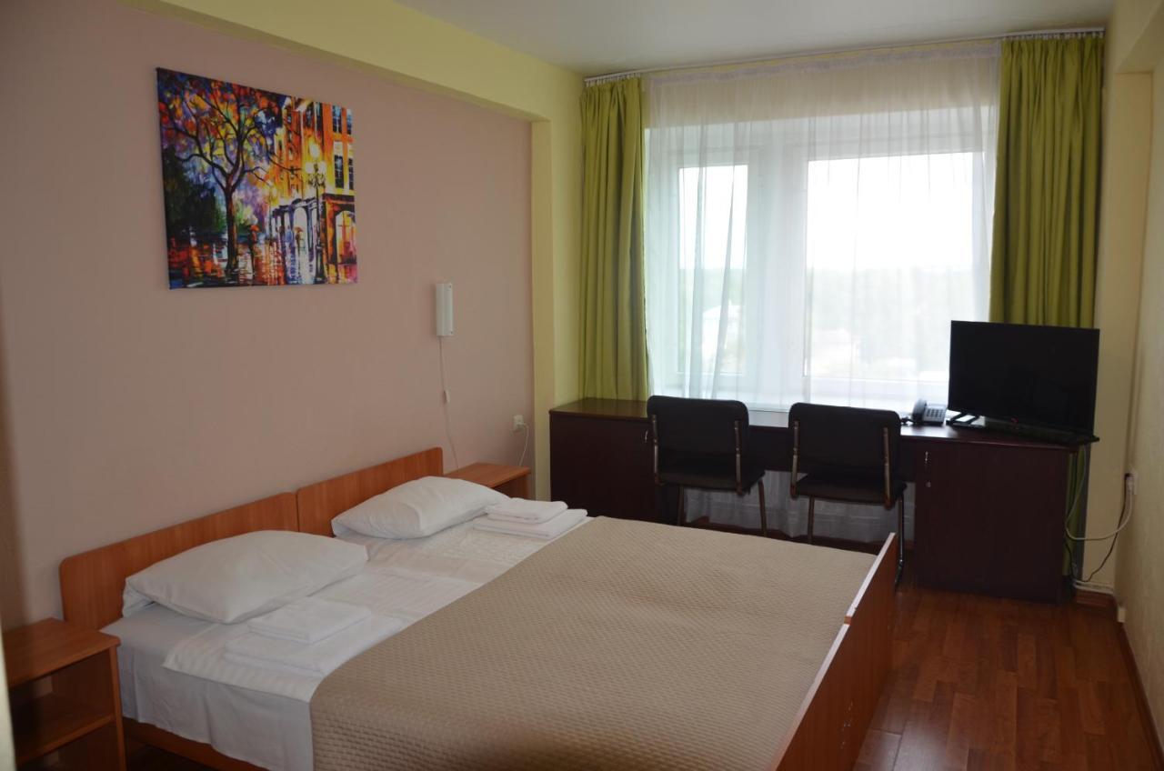 Hotel Latgale Rēzekne Exterior foto