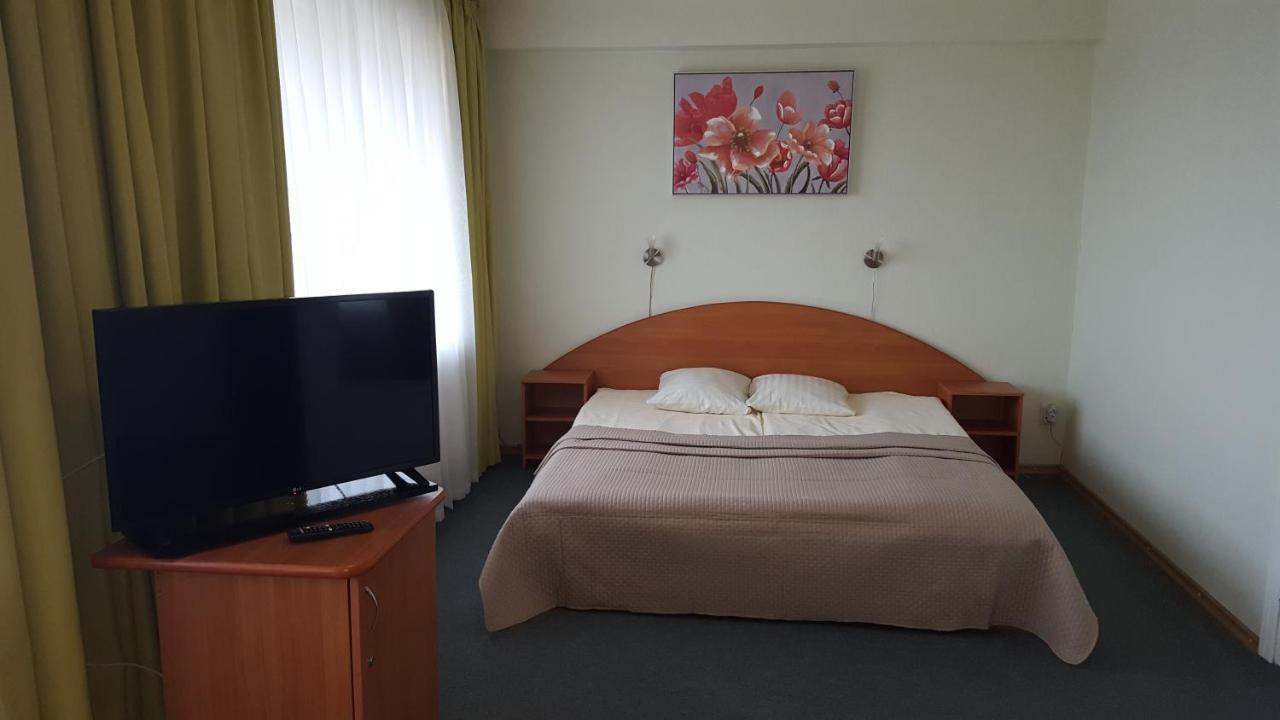 Hotel Latgale Rēzekne Exterior foto